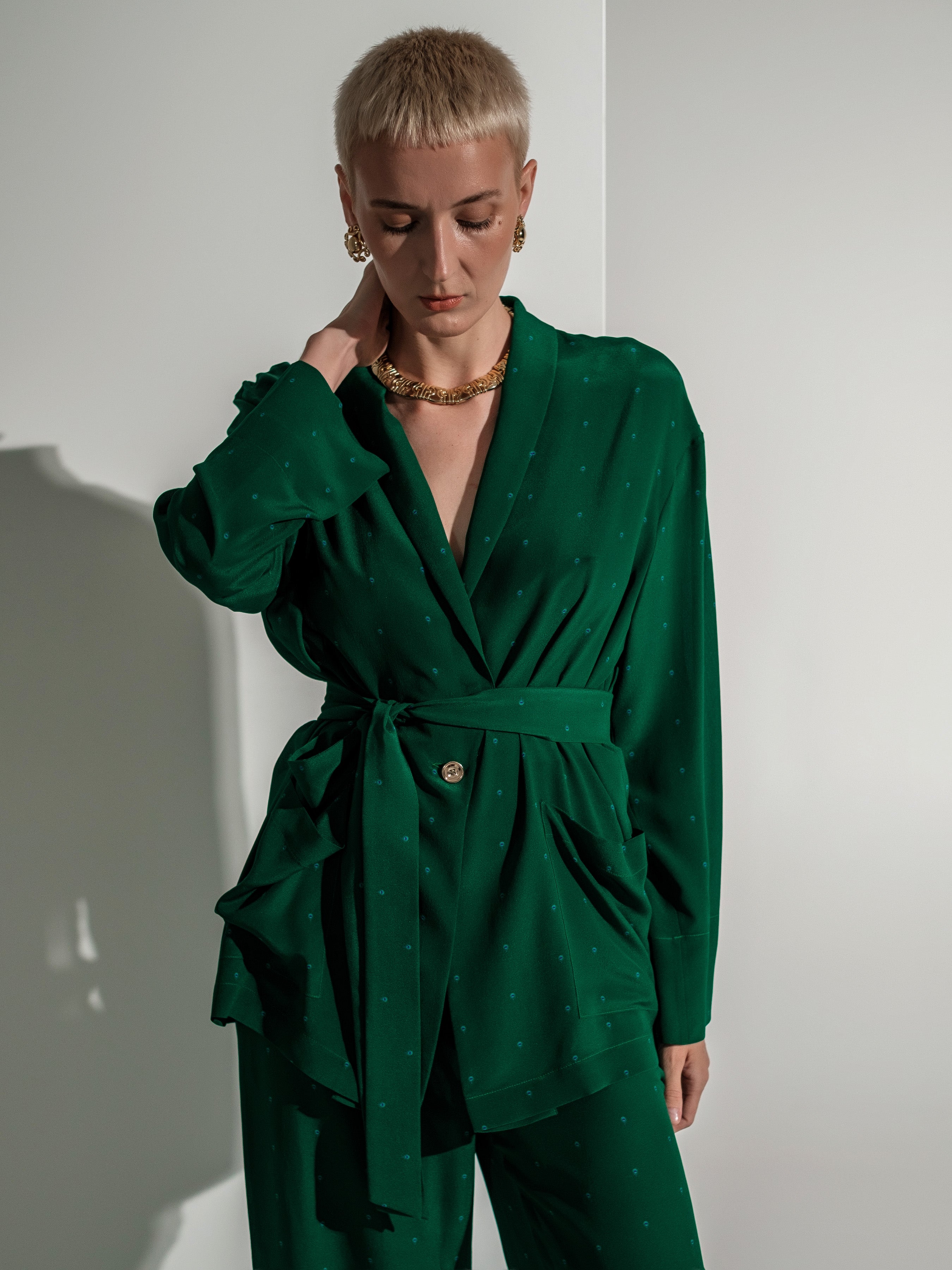 Green feather silk blazer