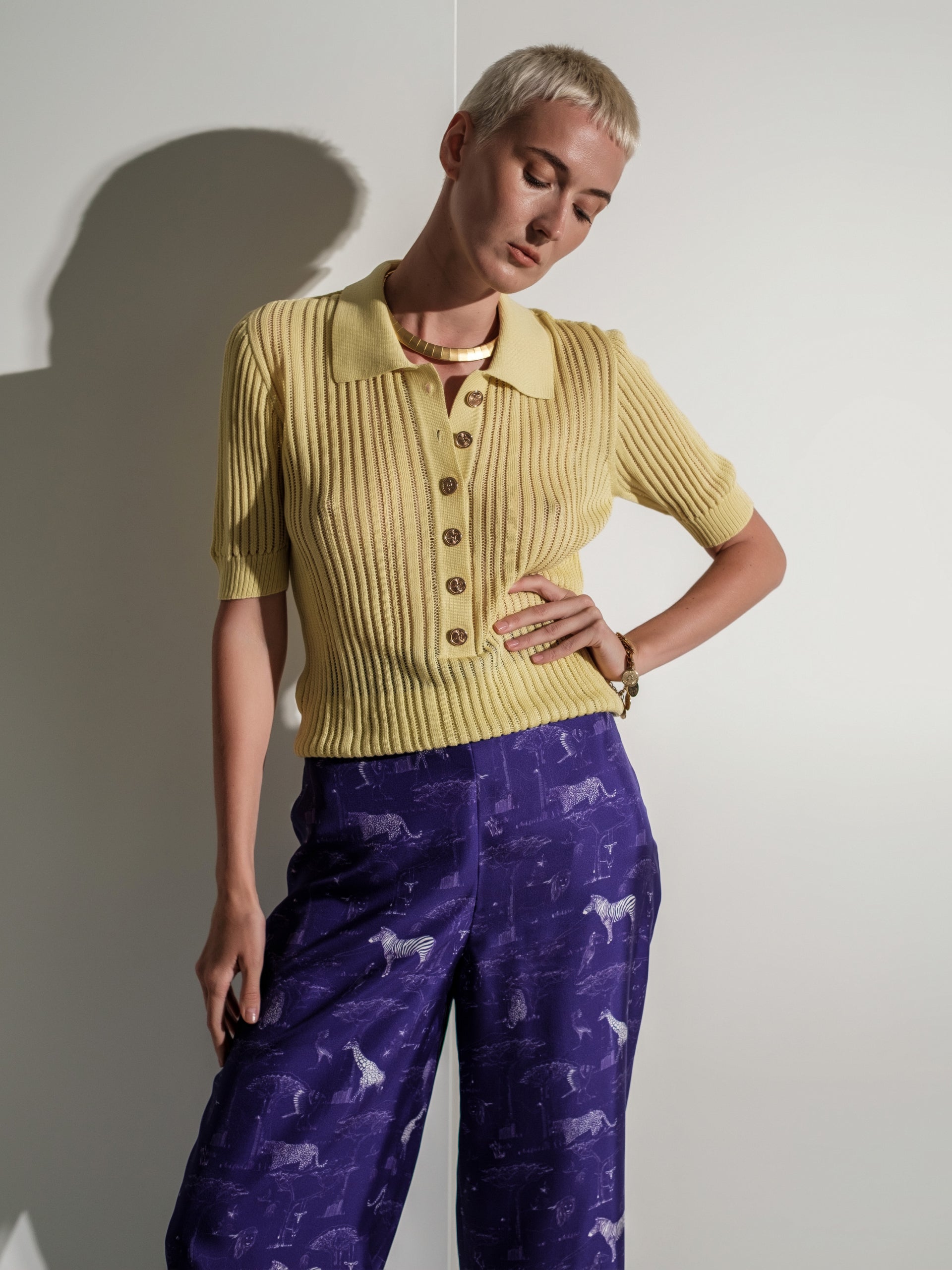 Ribbed knit short-sleeve yellow polo top