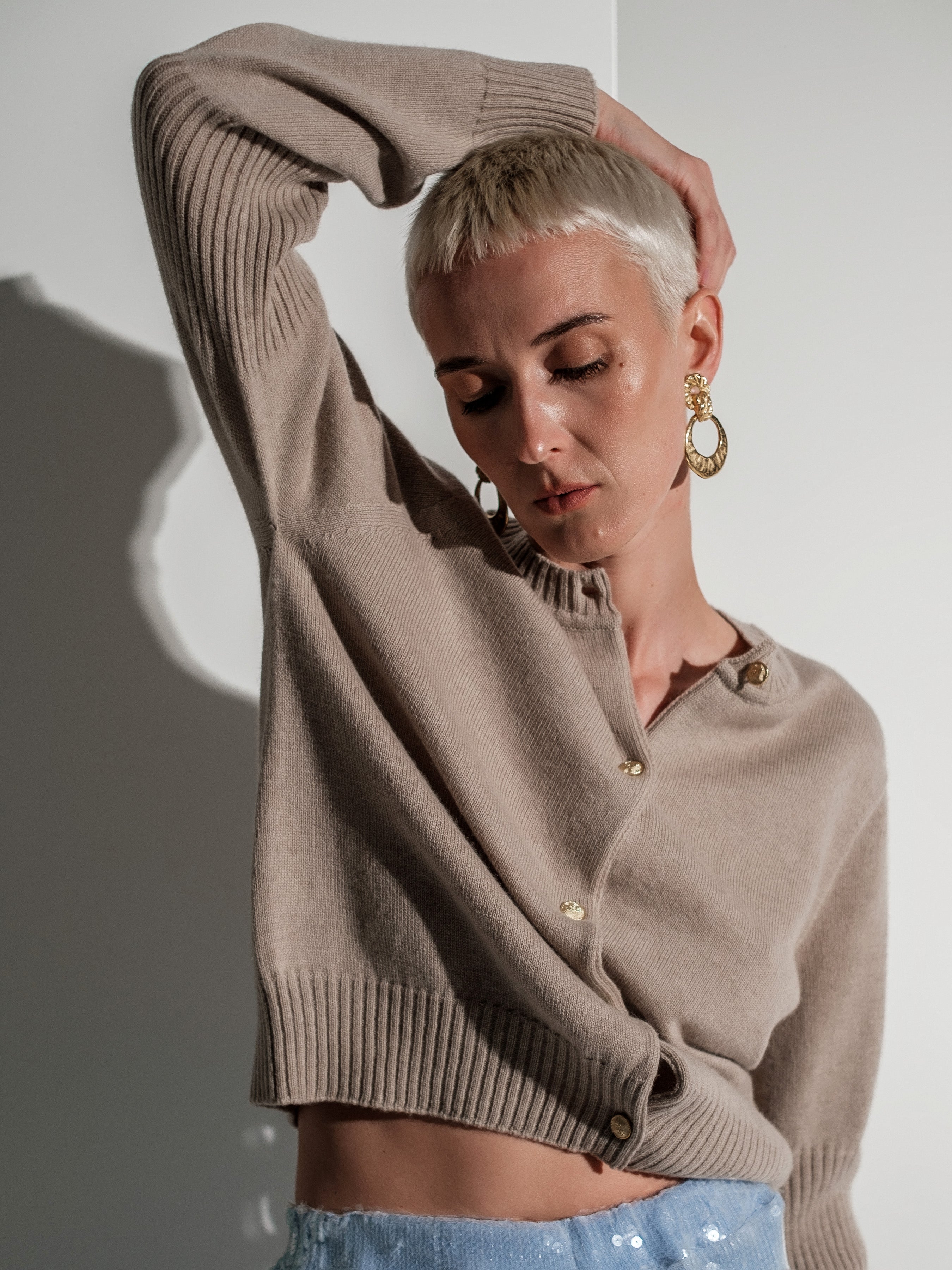 Cashmere beige cardigan